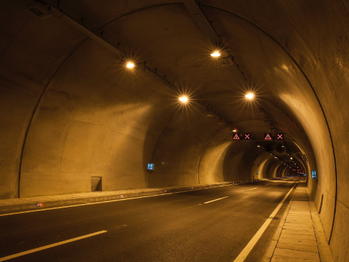 Tunnel