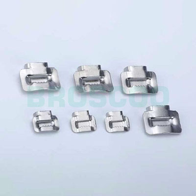 Tooth buckle belt effect